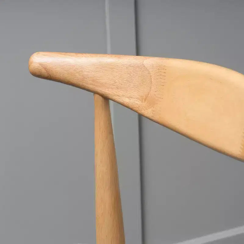 Lot de 2 chaises de salle à manger Okak avec pieds évasés, structure en bois d'hévéa et assise rembourrée, chaises de cuisine modernes et confortables pour salon et appartement