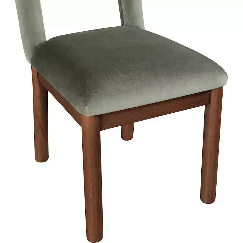 Meridian Furniture, Chaise de salle à manger en velours Conrad