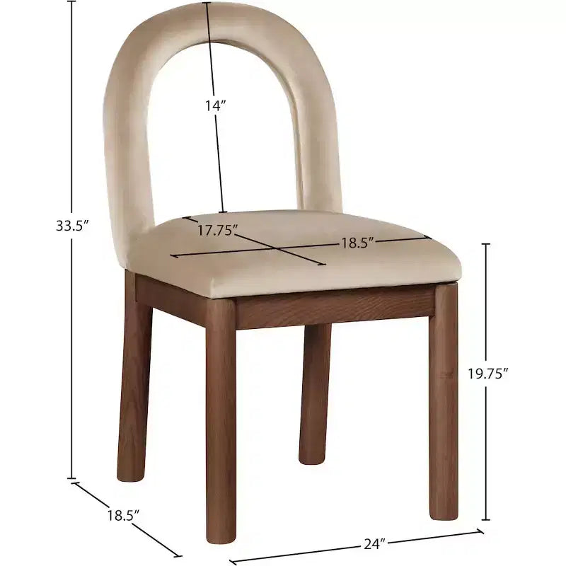 Meridian Furniture, Chaise de salle à manger en velours Conrad