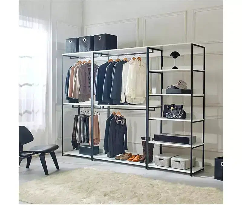 Système de rangement de placard HomeStock 77,7 po H x 111 po L en composite de bois blanc pour rangement universel avec bacs de rangement