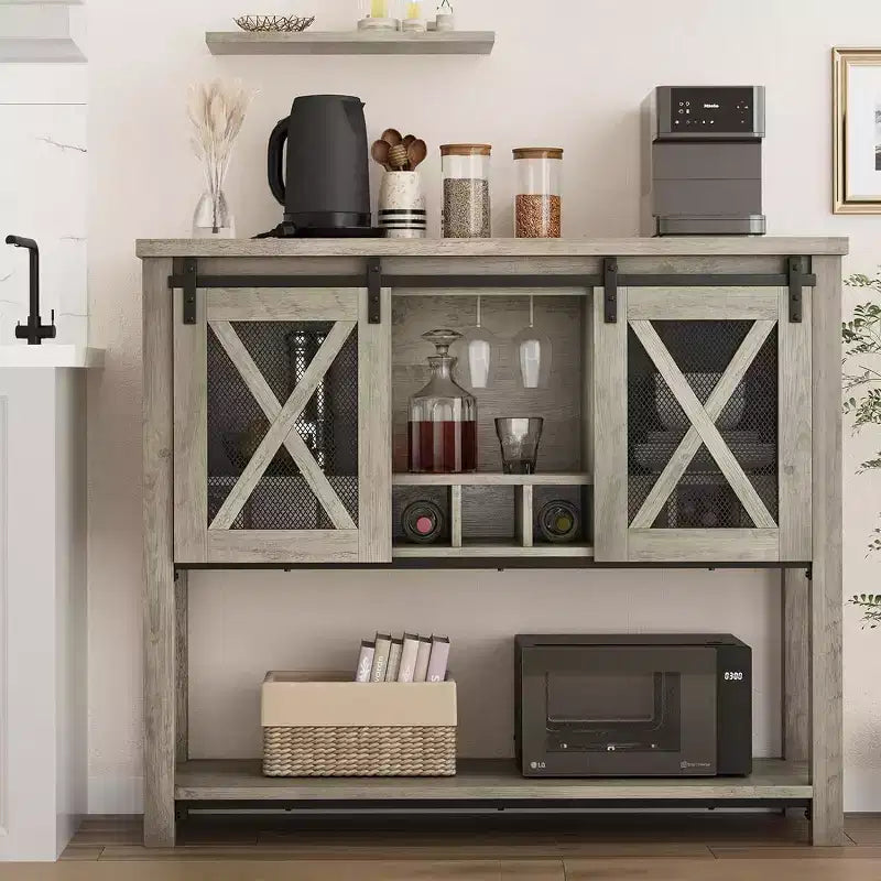 Mobile Bar da Fattoria con Porta Bicchieri da Vino - Madia a Credenza con Anta Scorrevole Stile Fienile