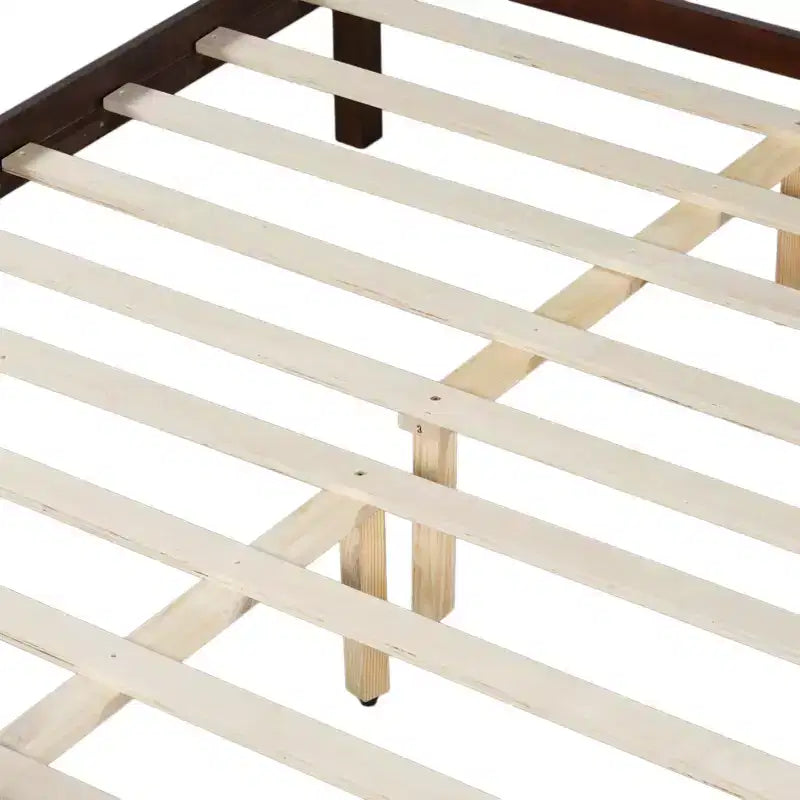 Letto Queen Size con testiera e pediera a pannelli piatti – Finitura Noce Scuro