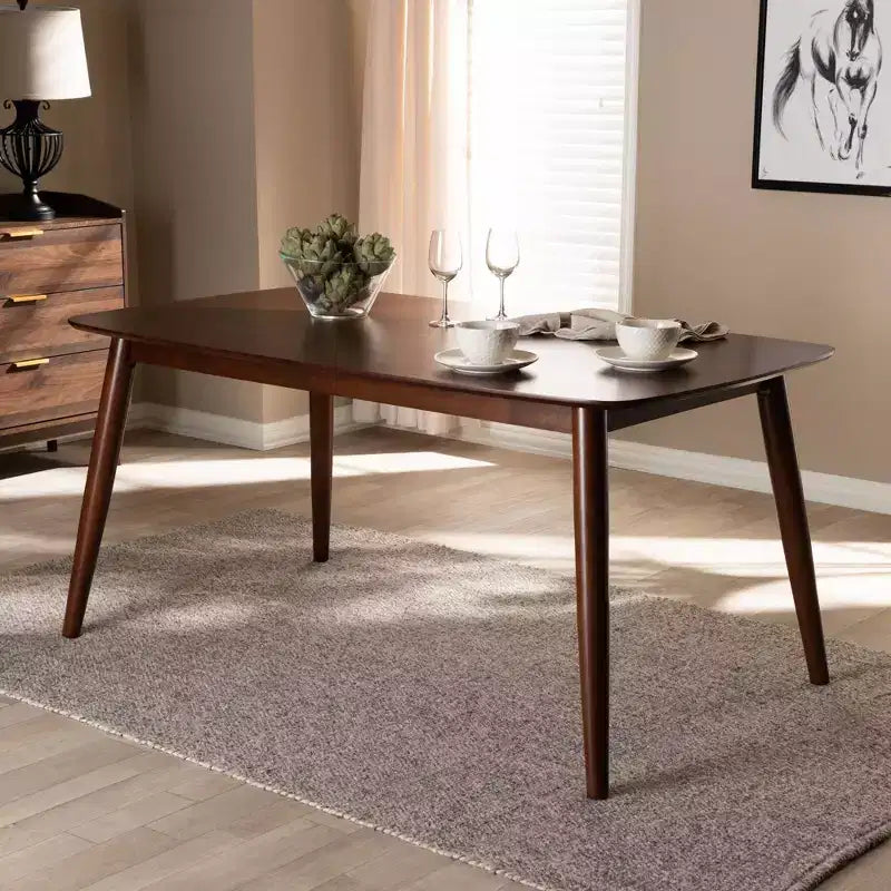 Table de salle à manger Edna Wood Noyer - Baxton Studio