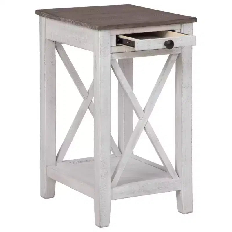 Table d'appoint Adalane Blanc/Gris : design à croix vintage, ports USB, rangement - Signature Design by Ashley